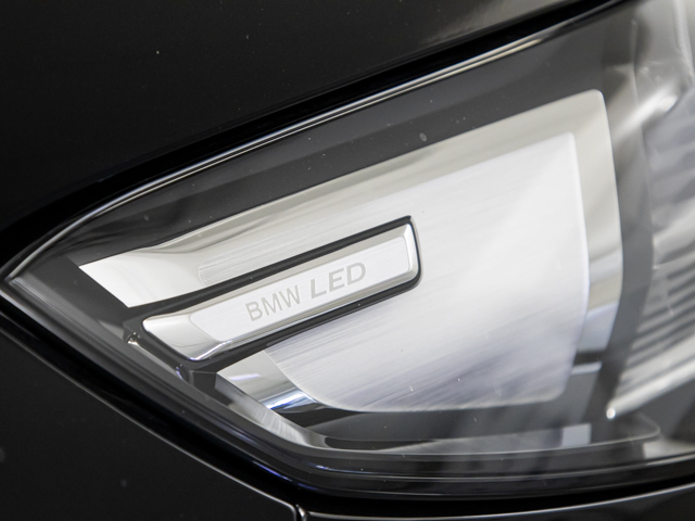 BMW X1 sDrive18d color Negro. Año 2025. 110KW(150CV). Diésel. En concesionario BMW Fuenteolid Valladolid de Valladolid