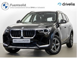 Fotos de BMW X1 sDrive18d color Negro. Año 2025. 110KW(150CV). Diésel. En concesionario BMW Fuenteolid Valladolid de Valladolid