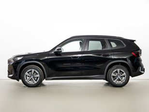Fotos de BMW X1 sDrive18d color Negro. Año 2025. 110KW(150CV). Diésel. En concesionario BMW Fuenteolid Valladolid de Valladolid