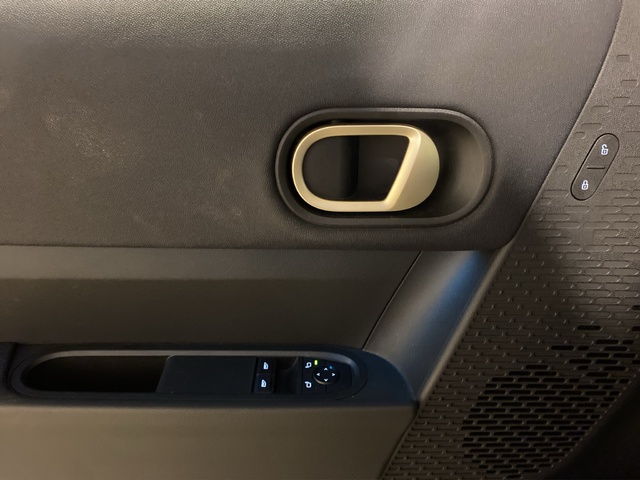 fotoG 12 del MINI MINI 3 Puertas Cooper C 115 kW (156 CV) 156cv Gasolina del 2024 en Alicante