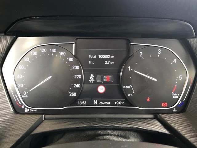 BMW Serie 1 116d color Negro. Año 2019. 85KW(116CV). Diésel. En concesionario Vehinter Getafe de Madrid