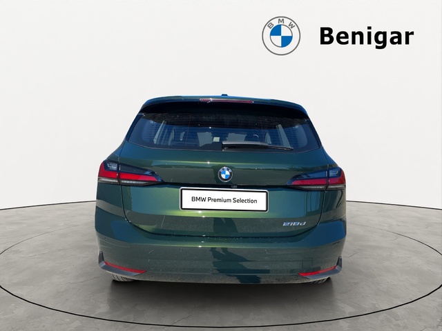 BMW Serie 2 218d Active Tourer color Verde. Año 2024. 110KW(150CV). Diésel. En concesionario Hispamovil, Orihuela de Alicante