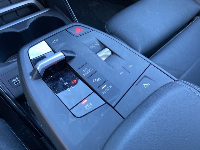 BMW Serie 2 218d Active Tourer color Verde. Año 2024. 110KW(150CV). Diésel. En concesionario Hispamovil, Orihuela de Alicante