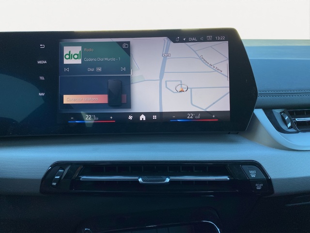 BMW Serie 2 218d Active Tourer color Verde. Año 2024. 110KW(150CV). Diésel. En concesionario Hispamovil, Orihuela de Alicante