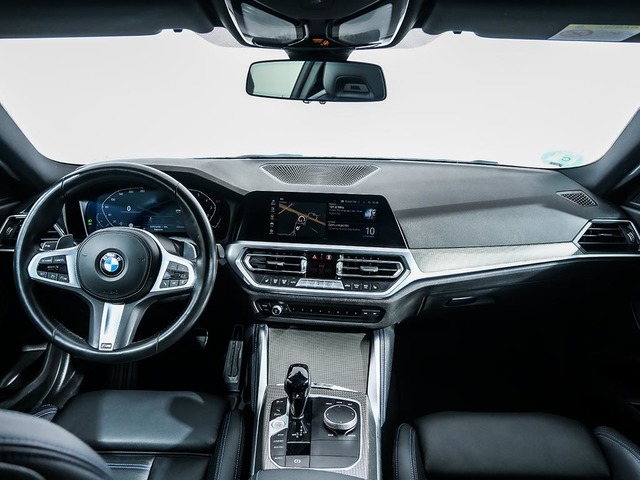 BMW Serie 2 220i Coupe color Negro. Año 2022. 135KW(184CV). Gasolina. En concesionario Oliva Motor Tarragona de Tarragona