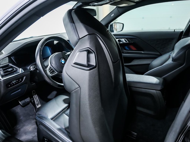 BMW Serie 2 220i Coupe color Negro. Año 2022. 135KW(184CV). Gasolina. En concesionario Oliva Motor Tarragona de Tarragona