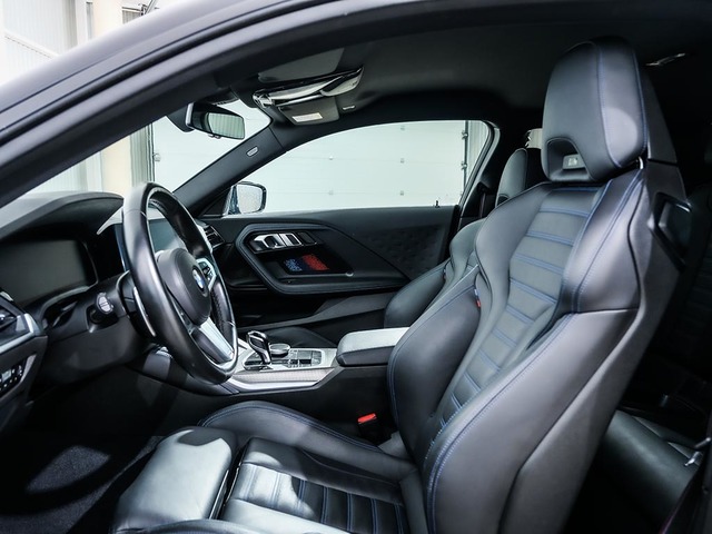 BMW Serie 2 220i Coupe color Negro. Año 2022. 135KW(184CV). Gasolina. En concesionario Oliva Motor Tarragona de Tarragona