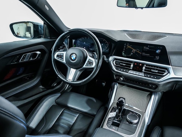 BMW Serie 2 220i Coupe color Negro. Año 2022. 135KW(184CV). Gasolina. En concesionario Oliva Motor Tarragona de Tarragona