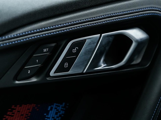 BMW Serie 2 220i Coupe color Negro. Año 2022. 135KW(184CV). Gasolina. En concesionario Oliva Motor Tarragona de Tarragona