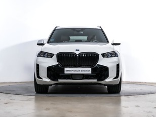 Fotos de BMW X5 xDrive30d color Blanco. Año 2025. 219KW(298CV). Diésel. En concesionario Oliva Motor Tarragona de Tarragona