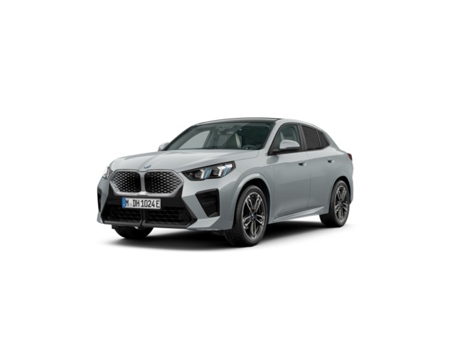 BMW iX2 eDrive20 color Gris. Año 2025. 150KW(204CV). Eléctrico. En concesionario Oliva Motor Tarragona de Tarragona