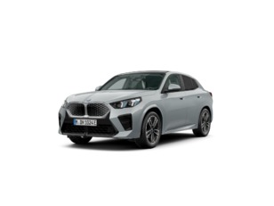 Fotos de BMW iX2 eDrive20 color Gris. Año 2025. 150KW(204CV). Eléctrico. En concesionario Oliva Motor Tarragona de Tarragona