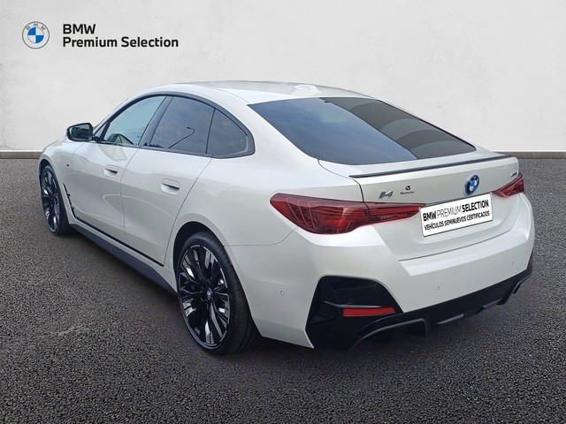 BMW i4 eDrive35 color Blanco. Año 2025. 210KW(286CV). Eléctrico. En concesionario Marmotor de Las Palmas