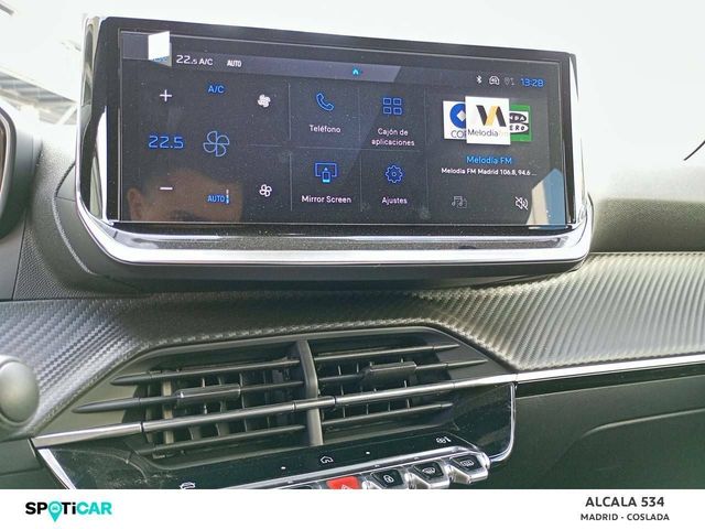 Foto 15 Peugeot 2008 Allure Hybrid eDCS6 100 kW (136 CV)