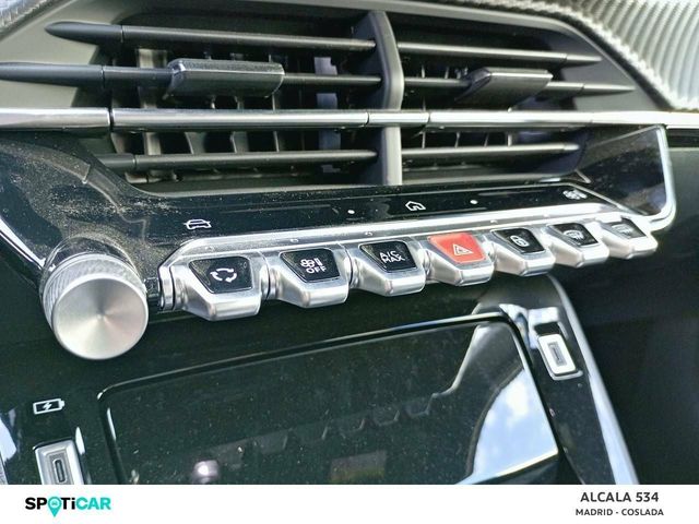 Foto 18 Peugeot 2008 Allure Hybrid eDCS6 100 kW (136 CV)