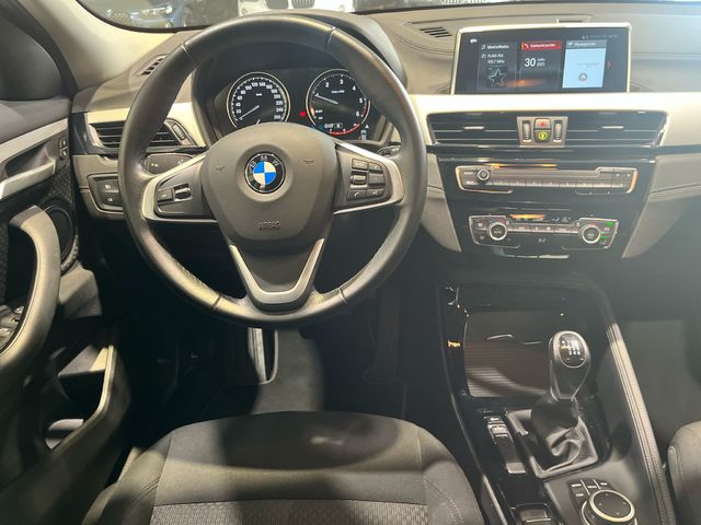 BMW X2 sDrive16d color Negro. Año 2021. 85KW(116CV). Diésel. En concesionario Quadis Munich (San Fruitós de Bagés DUC) de Barcelona