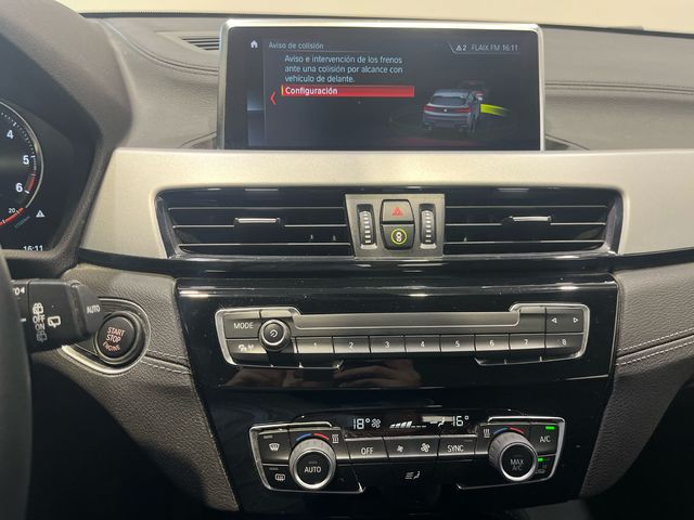 BMW X2 sDrive16d color Negro. Año 2021. 85KW(116CV). Diésel. En concesionario Quadis Munich (San Fruitós de Bagés DUC) de Barcelona