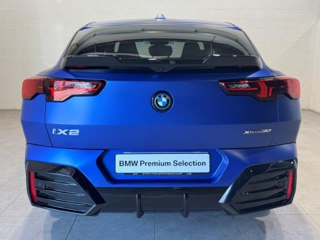 Foto 5 BMW iX2 xDrive30 230 kW (313 CV)