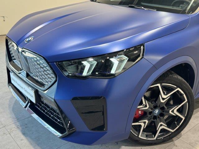 Foto 6 BMW iX2 xDrive30 230 kW (313 CV)