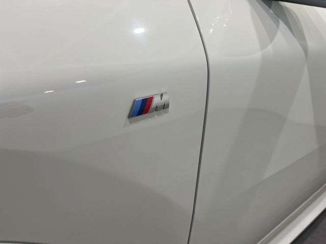 BMW iX2 eDrive20 color Blanco. Año 2025. 150KW(204CV). Diésel. En concesionario Quadis Munich (San Fruitós de Bagés DUC) de Barcelona