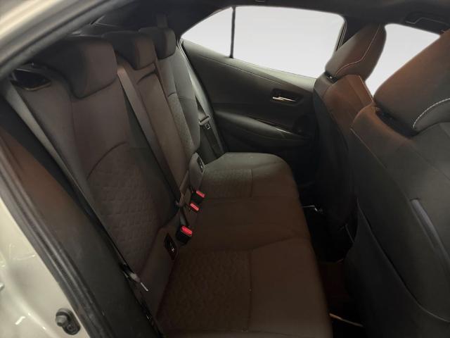 Toyota Corolla 1.8 125H Business Plus E-CVT 90 kW (122 CV)