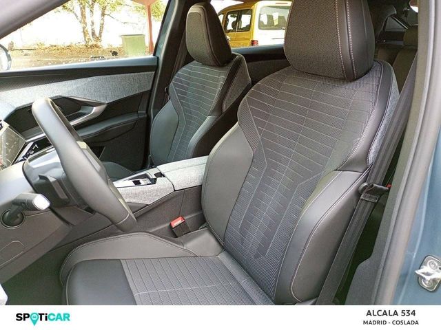 Foto 10 Peugeot 3008 Allure Hybrid eDCS6 100 kW (136 CV)