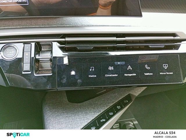 Foto 20 Peugeot 3008 Allure Hybrid eDCS6 100 kW (136 CV)