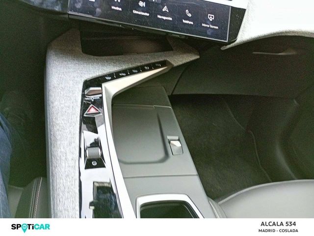 Foto 21 Peugeot 3008 Allure Hybrid eDCS6 100 kW (136 CV)