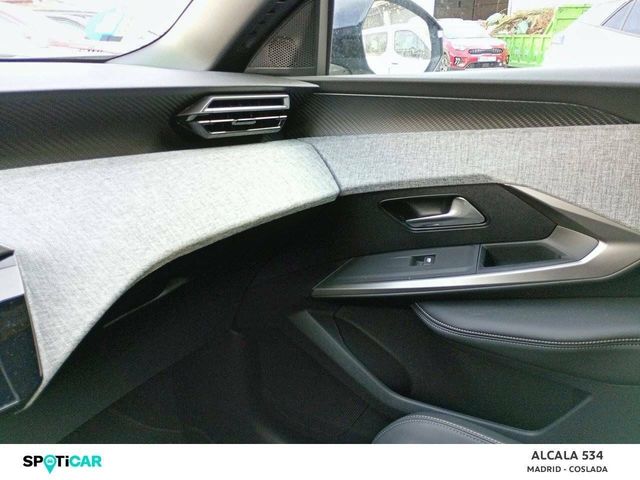 Foto 22 Peugeot 3008 Allure Hybrid eDCS6 100 kW (136 CV)