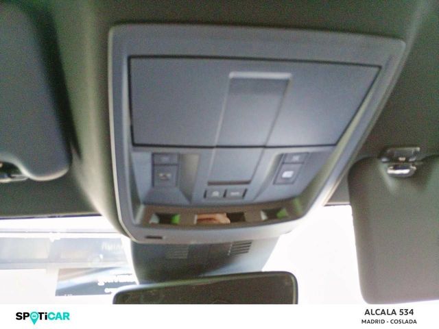 Foto 25 Peugeot 3008 GT Hybrid eDCS6 100 kW (136 CV)