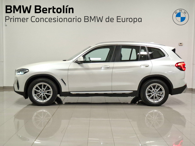 BMW X3 xDrive20d color Blanco. Año 2021. 140KW(190CV). Diésel. En concesionario Automoviles Bertolin, S.L. de Valencia