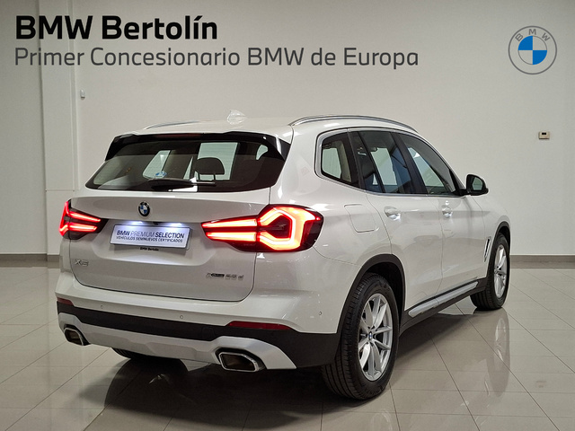 BMW X3 xDrive20d color Blanco. Año 2021. 140KW(190CV). Diésel. En concesionario Automoviles Bertolin, S.L. de Valencia