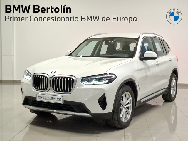 BMW X3 xDrive20d color Blanco. Año 2021. 140KW(190CV). Diésel. En concesionario Automoviles Bertolin, S.L. de Valencia