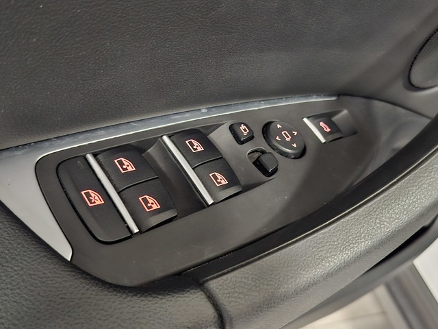 BMW X3 xDrive20d color Blanco. Año 2021. 140KW(190CV). Diésel. En concesionario Automoviles Bertolin, S.L. de Valencia