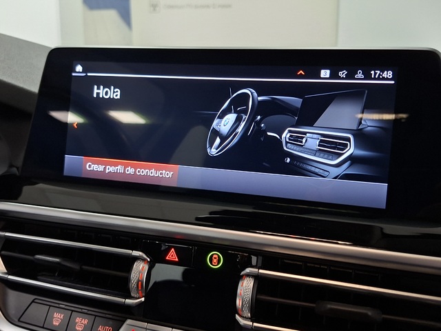 BMW X3 xDrive20d color Blanco. Año 2021. 140KW(190CV). Diésel. En concesionario Automoviles Bertolin, S.L. de Valencia