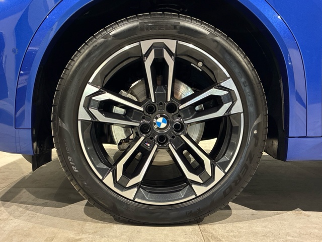 BMW X2 sDrive18d color Azul. Año 2025. 110KW(150CV). Diésel. En concesionario BMW Marcos Automoción de Valencia