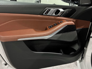 BMW X5 xDrive30d color Blanco. Año 2025. 219KW(298CV). Diésel. En concesionario BMW Marcos Automoción de Valencia