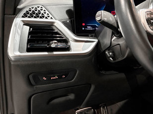 BMW X5 xDrive30d color Blanco. Año 2025. 219KW(298CV). Diésel. En concesionario BMW Marcos Automoción de Valencia