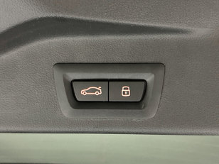 BMW X5 xDrive30d color Blanco. Año 2025. 219KW(298CV). Diésel. En concesionario BMW Marcos Automoción de Valencia