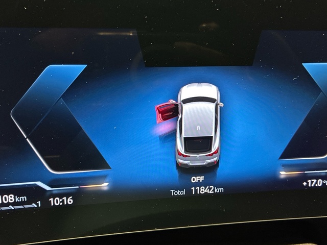 BMW X2 sDrive18d color Gris. Año 2025. 110KW(150CV). Diésel. En concesionario BMW Marcos Automoción de Valencia