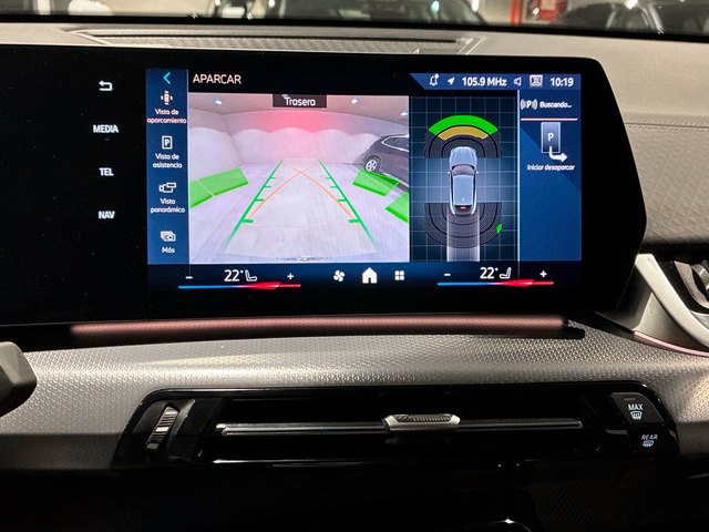 BMW X2 sDrive18d color Gris. Año 2025. 110KW(150CV). Diésel. En concesionario BMW Marcos Automoción de Valencia