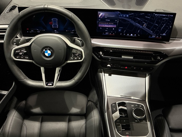 BMW Serie 3 320d Touring color Gris. Año 2025. 140KW(190CV). Diésel. En concesionario BMW Marcos Automoción de Valencia