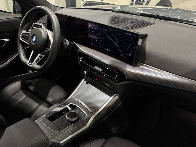 BMW Serie 3 320d Touring color Gris. Año 2025. 140KW(190CV). Diésel. En concesionario BMW Marcos Automoción de Valencia