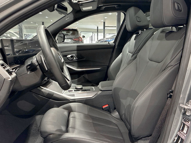 BMW Serie 3 320d Touring color Gris. Año 2025. 140KW(190CV). Diésel. En concesionario BMW Marcos Automoción de Valencia