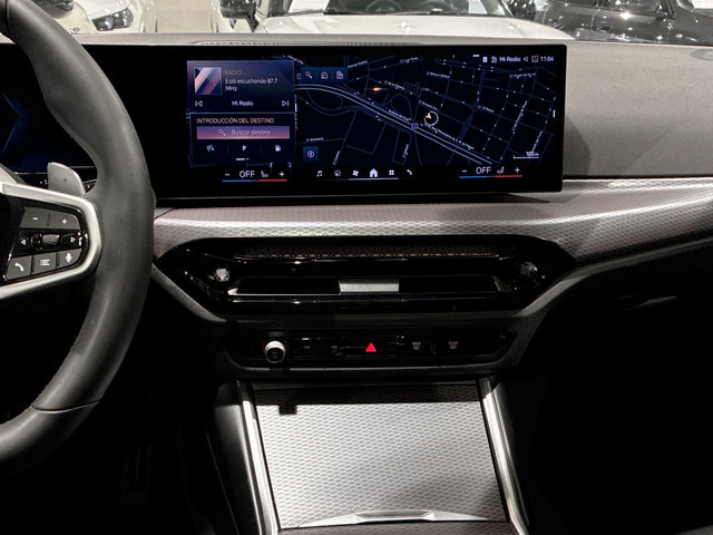 BMW Serie 3 320d Touring color Gris. Año 2025. 140KW(190CV). Diésel. En concesionario BMW Marcos Automoción de Valencia