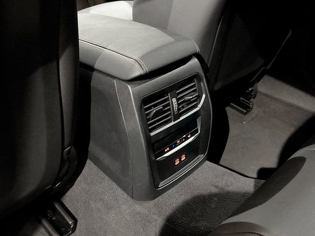 BMW Serie 4 420d Gran Coupe color Gris. Año 2025. 140KW(190CV). Diésel. En concesionario BMW Marcos Automoción de Valencia