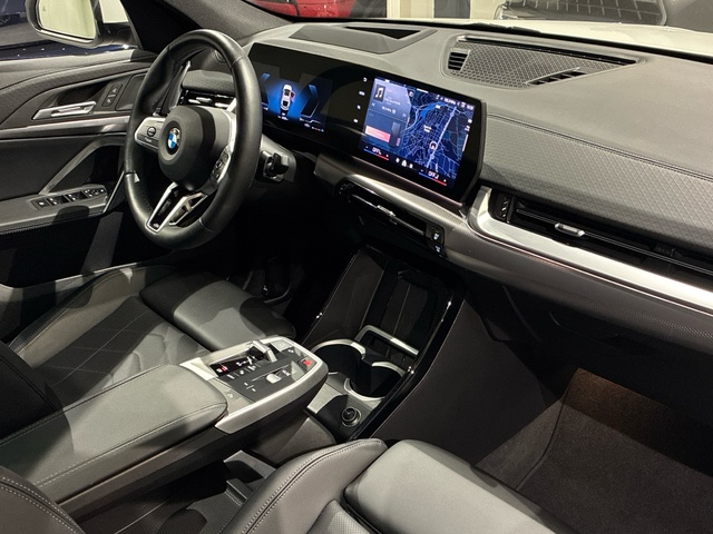 BMW X2 xDrive20d color Blanco. Año 2025. 120KW(163CV). Diésel. En concesionario BMW Marcos Automoción de Valencia