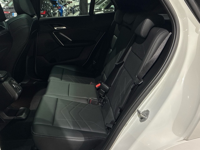 BMW X2 xDrive20d color Blanco. Año 2025. 120KW(163CV). Diésel. En concesionario BMW Marcos Automoción de Valencia