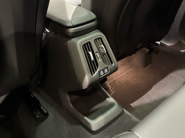 BMW X2 xDrive20d color Blanco. Año 2025. 120KW(163CV). Diésel. En concesionario BMW Marcos Automoción de Valencia