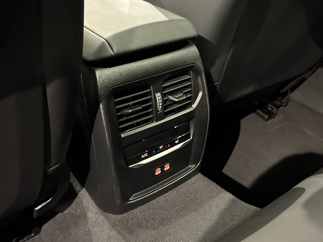 BMW Serie 3 320d Touring color Gris. Año 2025. 140KW(190CV). Diésel. En concesionario BMW Marcos Automoción de Valencia